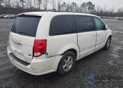 2013 Dodge Grand Caravan Sxt from USA, damaged, VIN 2C4RDGCG1DR575443